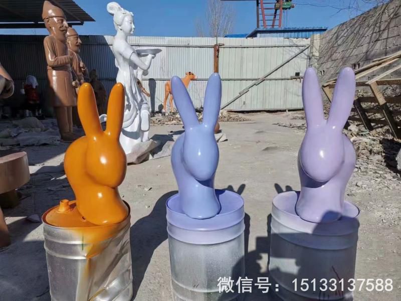 玻璃鋼抽象小兔子雕塑 草坪擺件彩色噴漆兔子10、