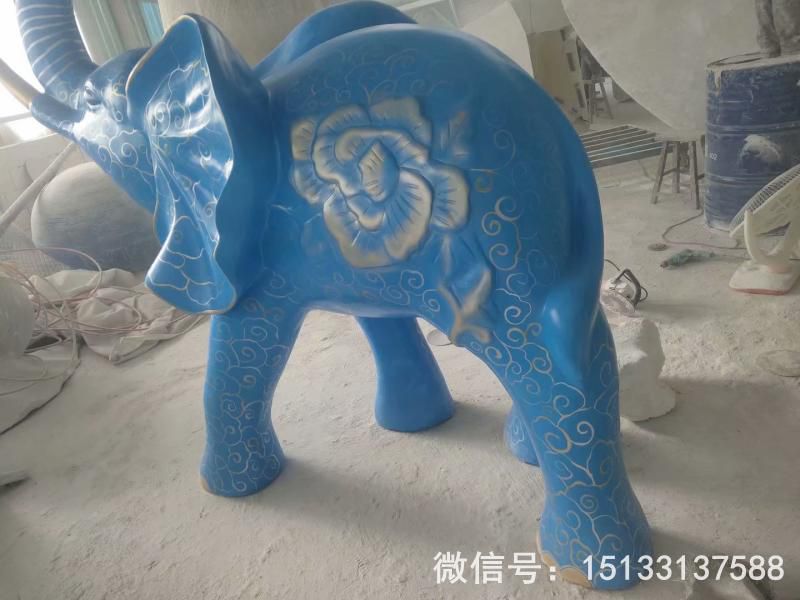 玻璃鋼大象雕塑 深藍(lán)色雕花大象動物雕塑3
