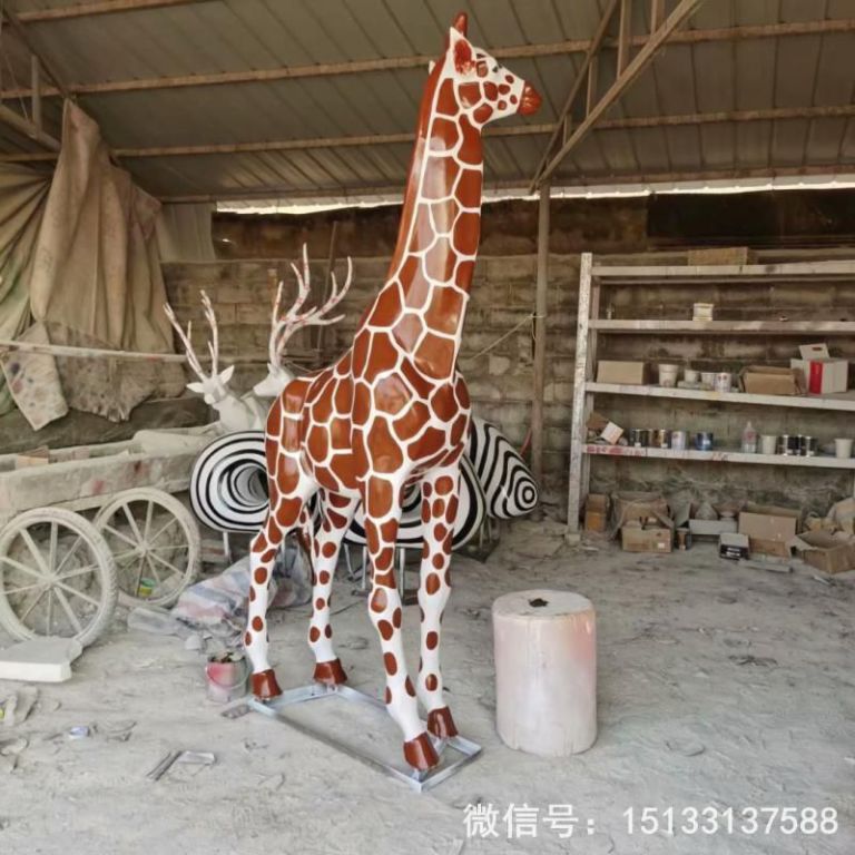 玻璃鋼仿真長頸鹿雕塑